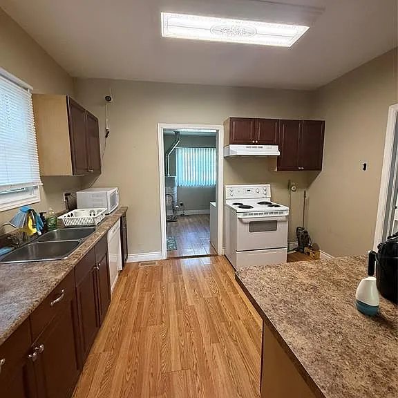 366 Bridge Ave — Photo 19
