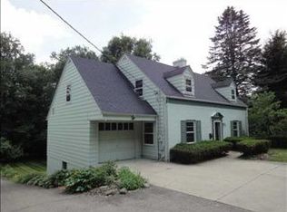 420 N Pearl St, Granville, OH 43023
