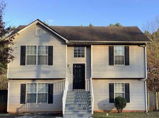 4226 Viewpoint Ln, Ellenwood, GA 30294