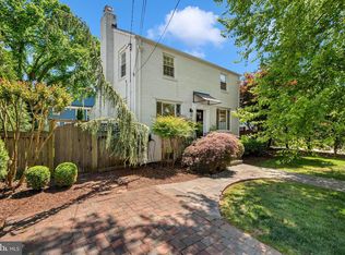 5804 Wyngate Dr, Bethesda, MD 20817