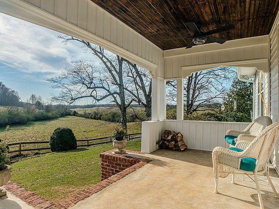 3rd image of 2341 County Road 561