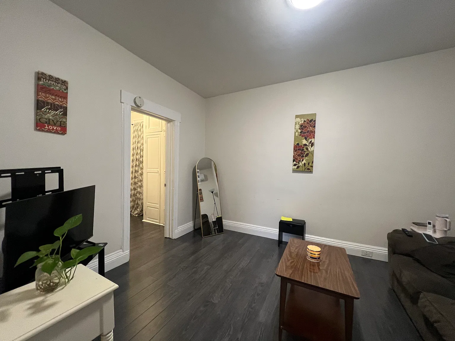 1 bed, 650 sqft, $1,600 — Photo 3