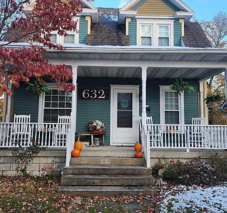 1st image of 632 Castalia St
