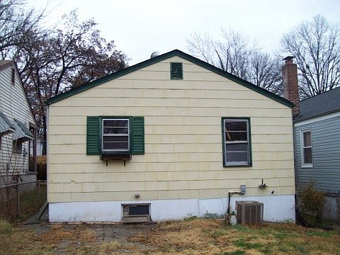 2nd image of 247 S Hartnett Ave