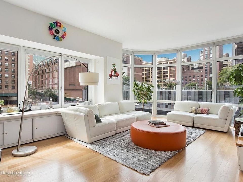 1st image of 555 W 59th St APT 6F