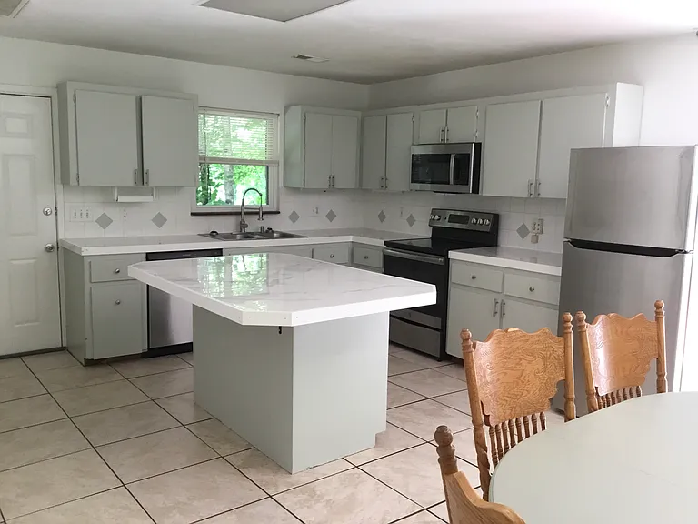19 Tumblewood Dr — Photo 12