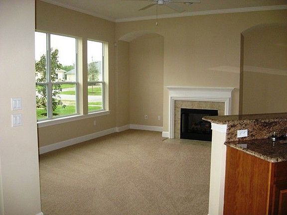 2nd image of 564 Christina Dr