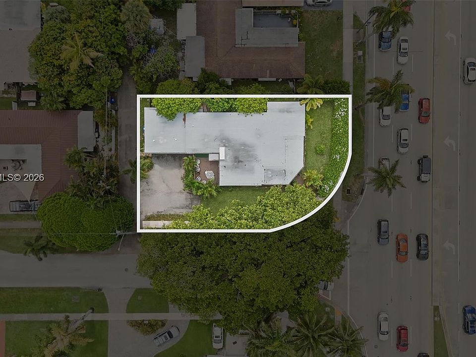 1st image of 3149 Hollywood Blvd