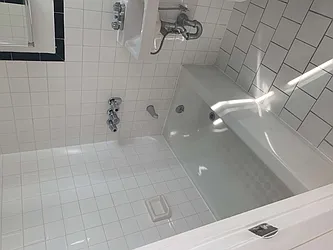 Rented by Flatiron Real Estate Advisors LLC