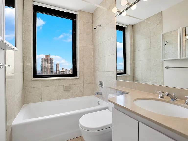 330 E 75th St #39B — Photo 13