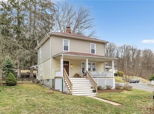 14 Clark St, Ansonia, CT 06401