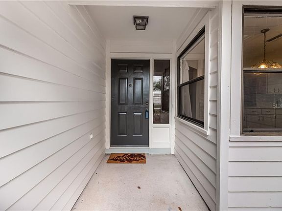 4th image of 1028 Colony Park Dr
