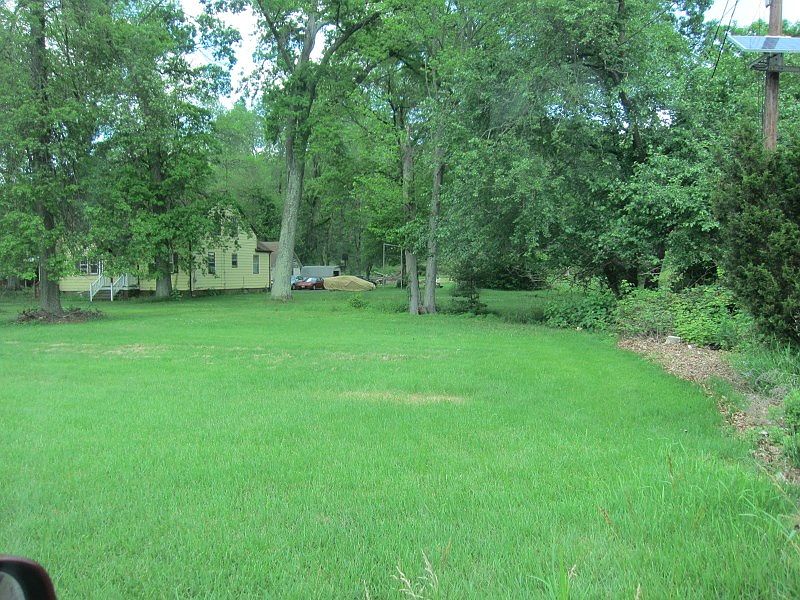 2nd image of 1961 Route 22 West