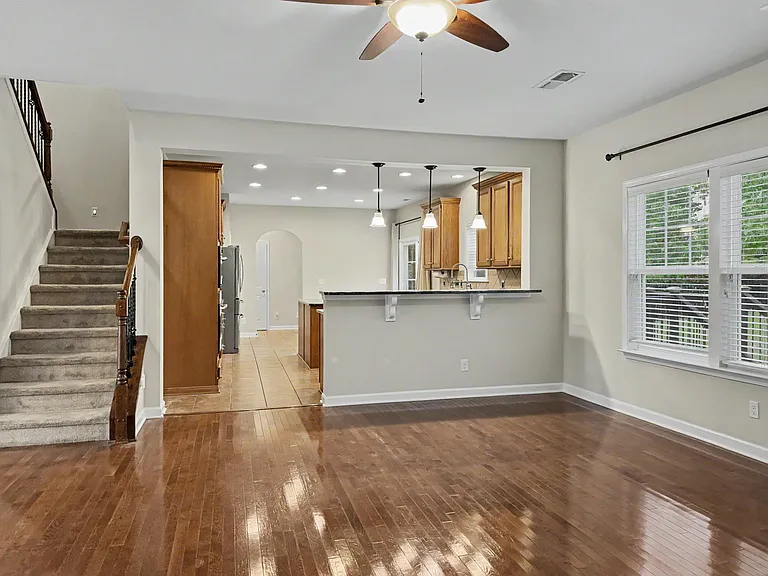 9403 Segundo Ln — Photo 11