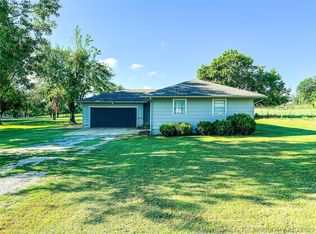 401 W Rogers St, Oilton, OK 74052