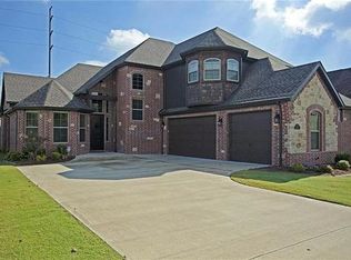 1001 Thornridge Rd, Bentonville, AR 72712