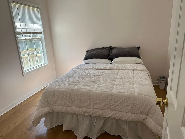 4 Donnelly Ct — Photo 8