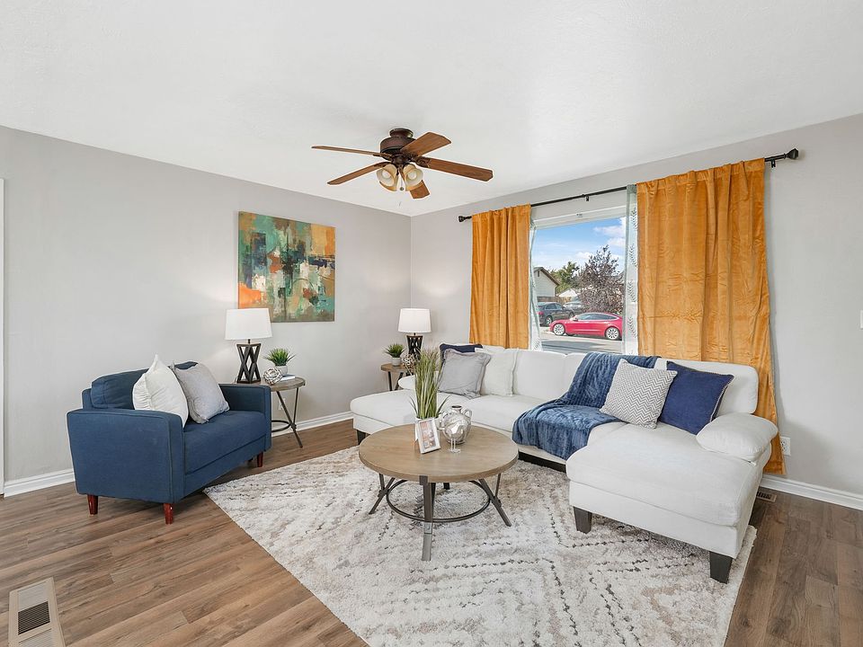 1st image of 5295 W Clematis Way