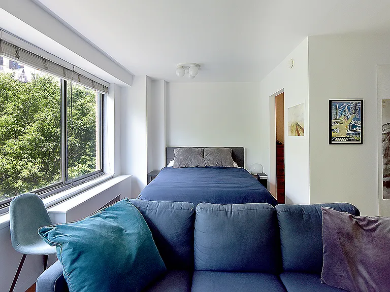 372 Central Park W #4E — Photo 4