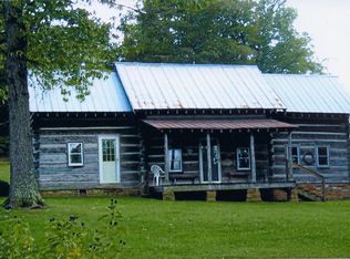 430 Picnic Hill Rd, Irvine, KY 40336