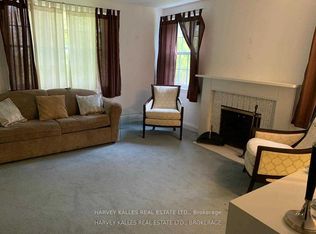 11 Barberry Pl, Toronto, ON M2K 1G9
