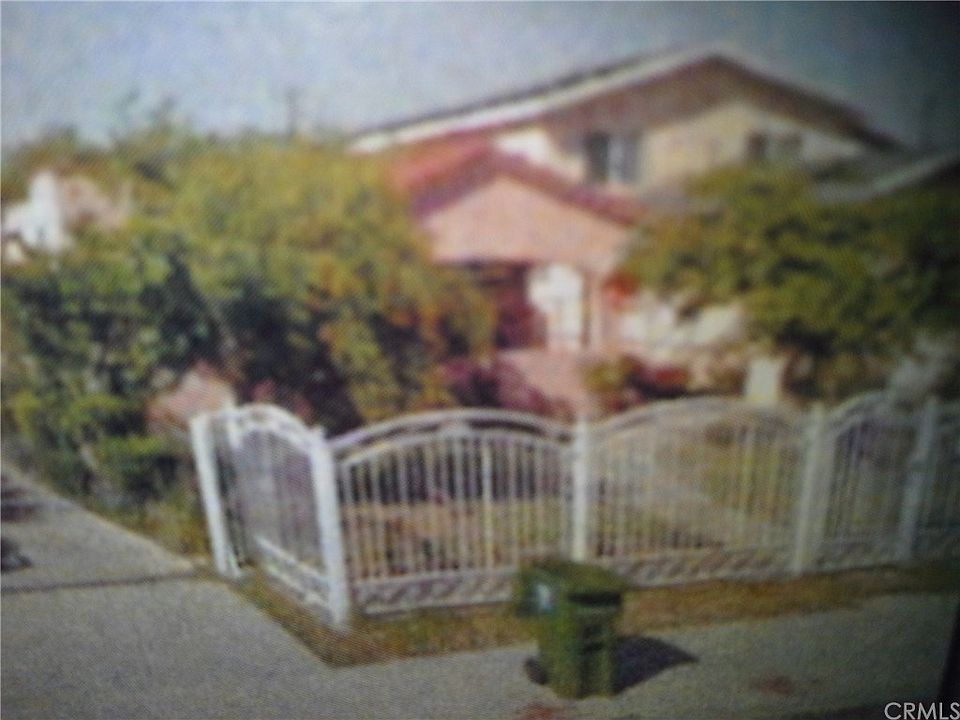 1st image of 4737 E 57th St