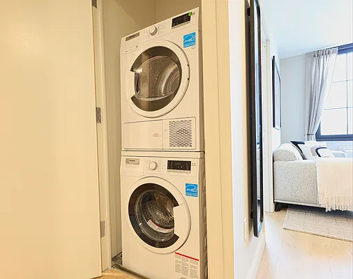 Rented by Sky View Parc Sales LLC | media 34