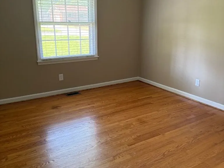 2100 Eugenia Ave NW — Photo 9