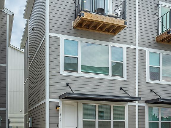 2nd image of 987 Montague Pl