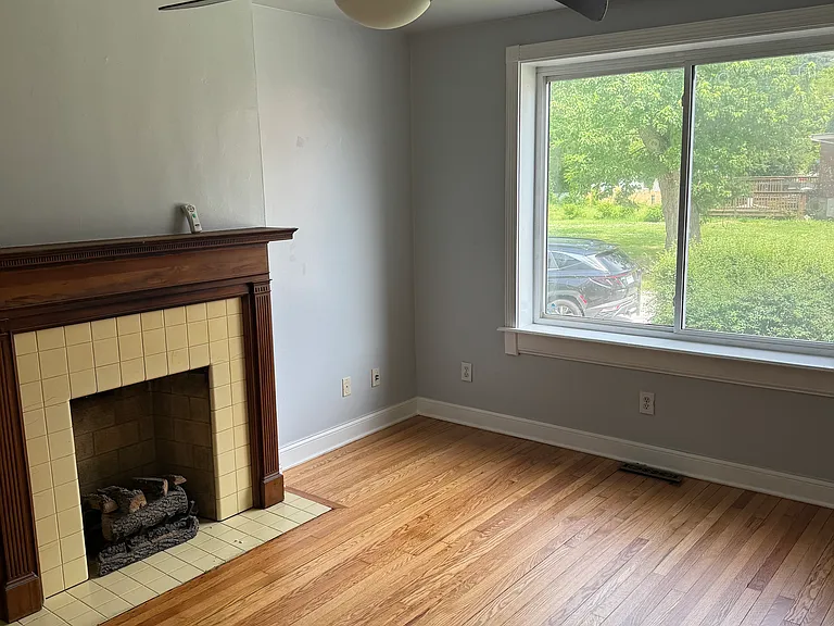 301 Chesapeake Ave #1 — Photo 6