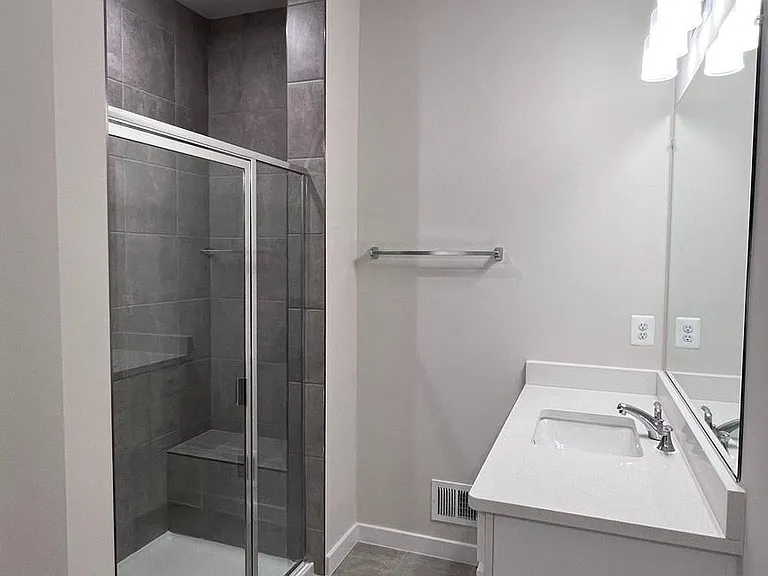2433 Silver Line Aly — Photo 12