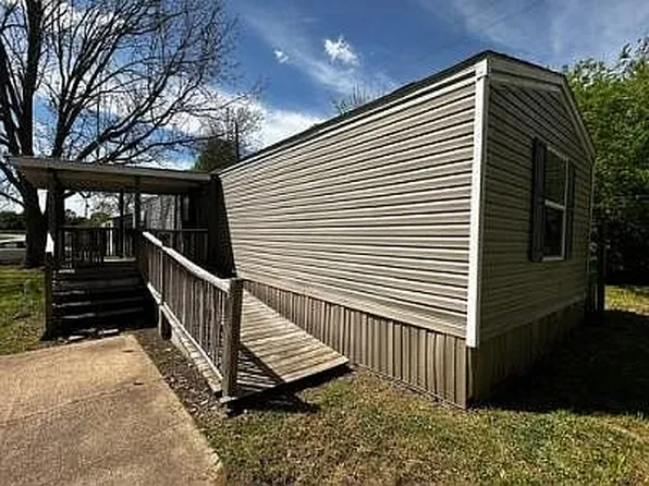 18 Powell Cir #Cc, Montgomery, TX 77316