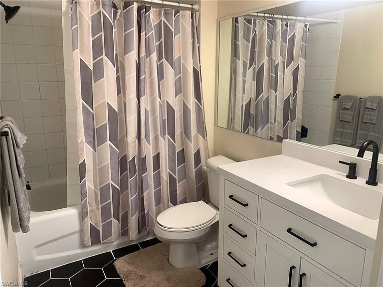 1275 Wildwood Lakes Blvd #2-108 — Photo 11