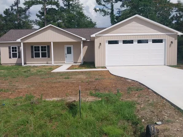 775 Lakeview Cres, Douglas, GA 31535