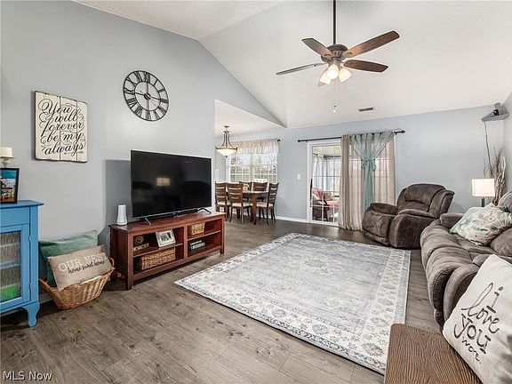 2nd image of 1019 Jones Ave