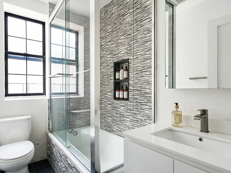 1473 Amsterdam Ave #4D — Photo 10