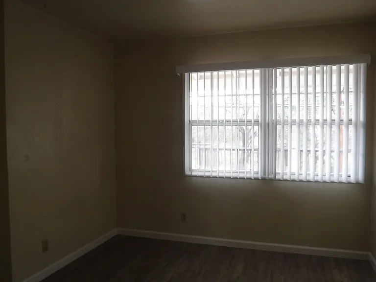 2222 California St — Photo 9