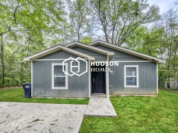 1205 Booker St, Longview, TX 75602