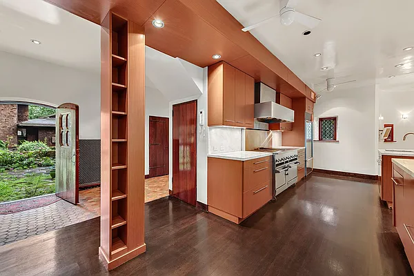 Rented by Compass | media 8