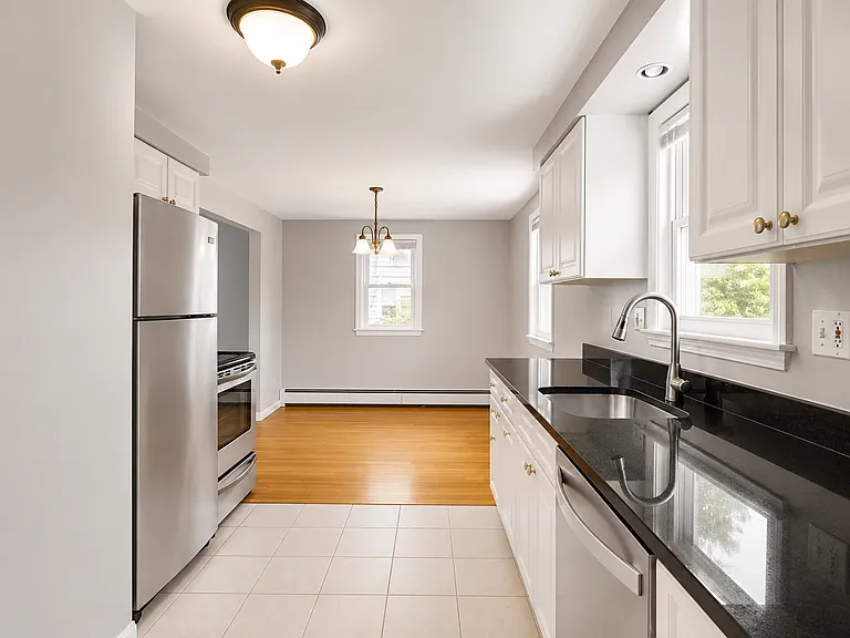 14 Bradford Rd #14 — Photo 9