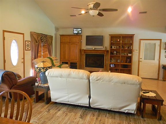 4th image of 417 McJunkin Ln