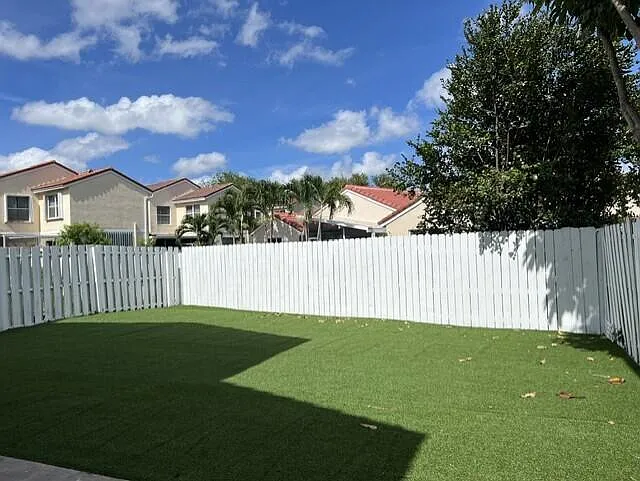 7600 Edisto Dr — Photo 16