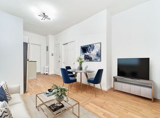 324 E 74th St APT 2B, New York, NY 10021