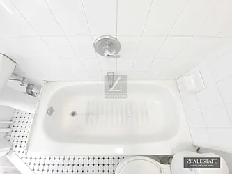 Rented by ZealEstate Group Inc