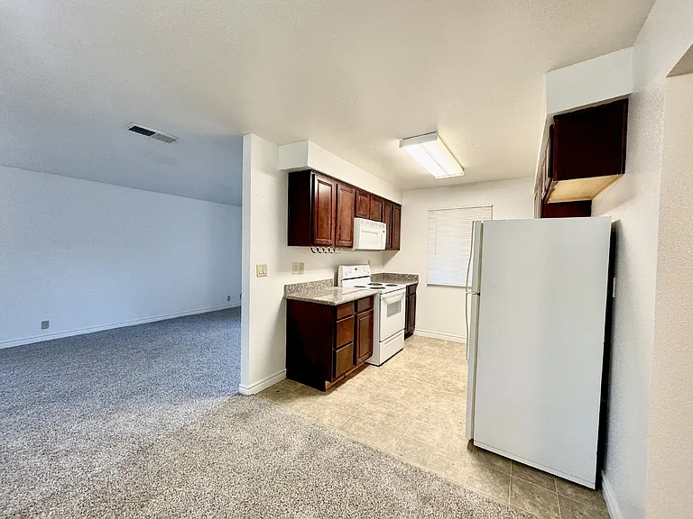 5000 Indian River Dr #484 — Photo 10