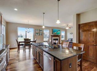 1530 Whitetail Run, Mukwonago, WI 53149