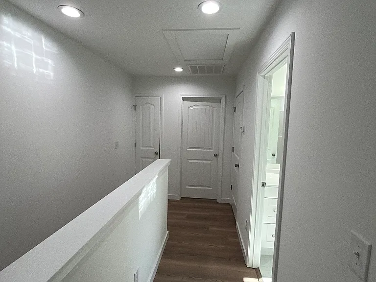 401 Morgan St #B — Photo 12