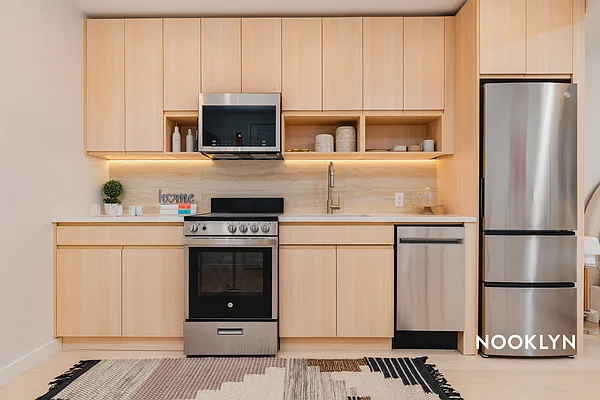 Rented by Nooklyn NYC LLC | media 38