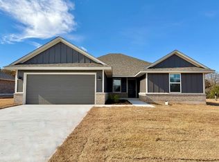 4608 Lincoln Lndg, Harrah, OK 73045