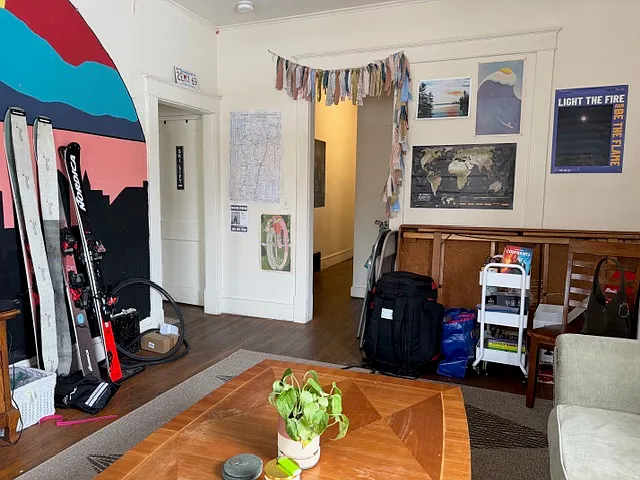 18 Weston St #1 — Photo 15